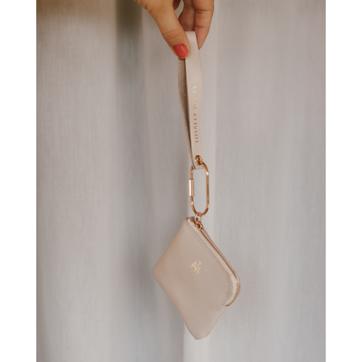 Be A Heart Marian Wristlet wallet