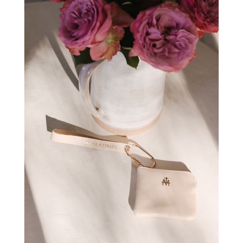 Be A Heart Marian Wristlet wallet