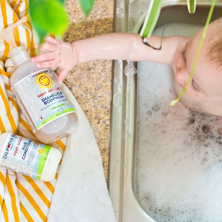 California Baby (No Fragrance) Super Sensitive™ Shampoo + Conditioner Bundle Bundles