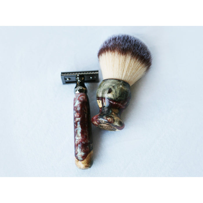 Creationsbywill - Buckeye Burl Shave Set With 'Chameleon' Resin Safety Razor, 26Mm Lather Brush And A Matching Shave Stand.