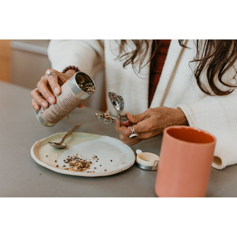 Paavani Ayurveda Women’s Blend | Ayurvedic Tea for Hormonal Balance & Female Support simple