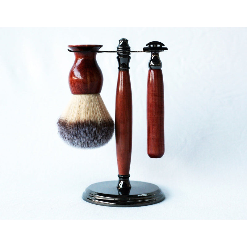 CreationsByWill Aromatic Red Cedar Wood Hand Crafted Shave Set, safety razor, 26mm lather brush and a matching shave stand. Shave Set