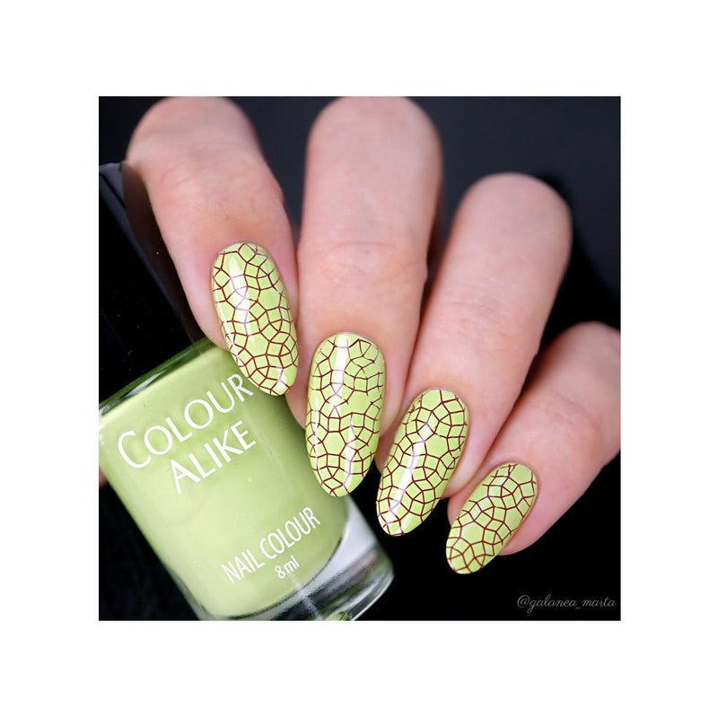 UberChic Beauty Luxe In Lines Stamping Plate