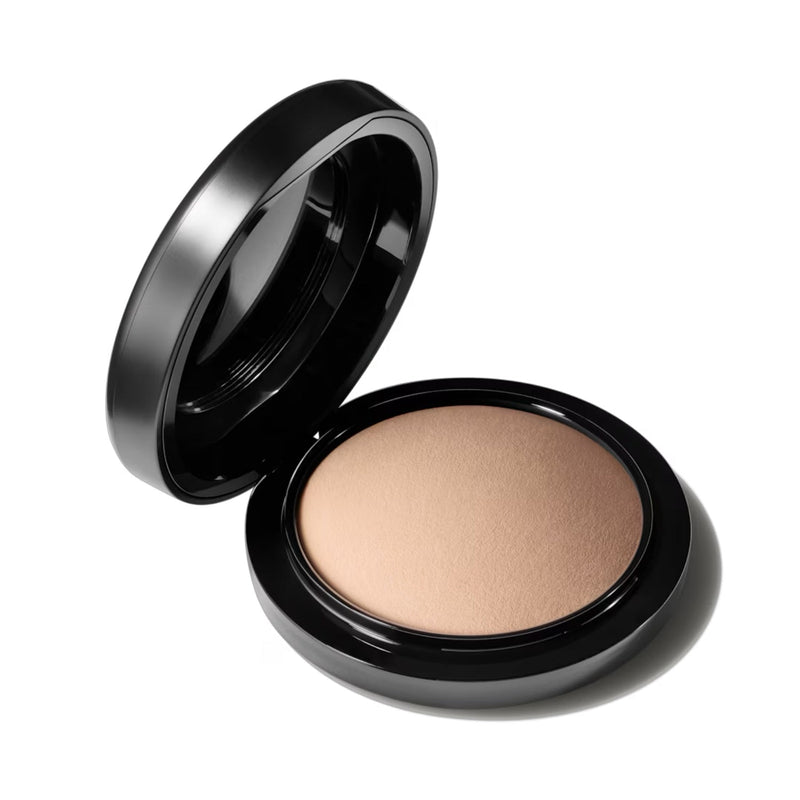 Nava Beauty MAC Mineralize Skinfinish Natural Powder Makeup White Smoke Light Plus