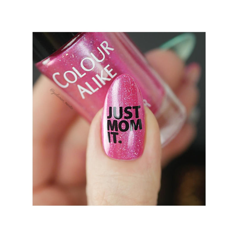 UberChic Beauty Mom Mode Stamping Plate