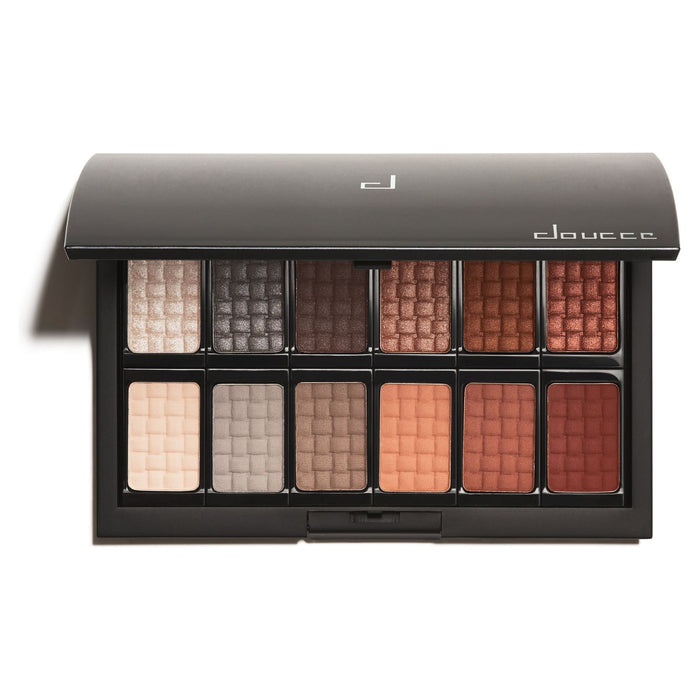 Freematic Eyeshadow Pro Palette by Doucce