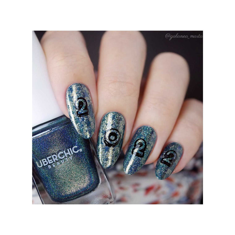 UberChic Beauty New Year New Digits Stamping Plate