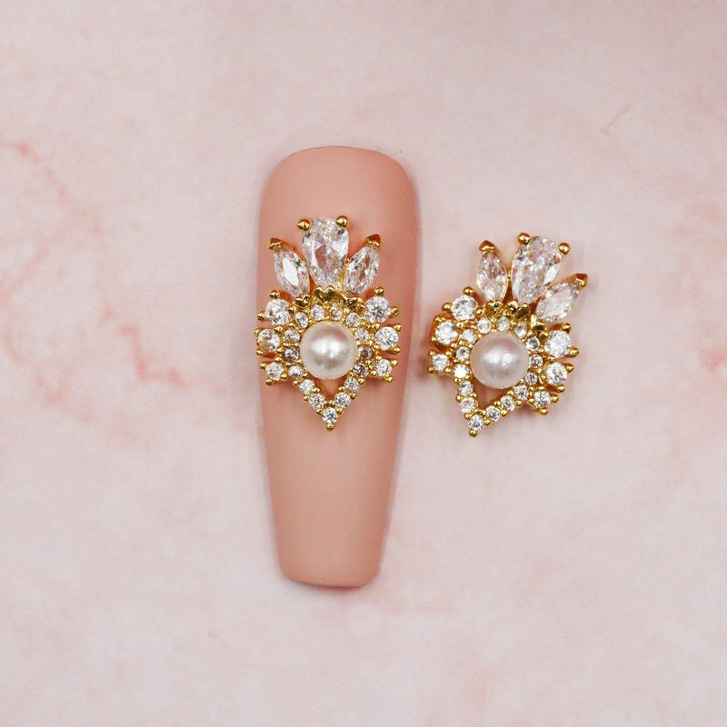 Red Iguana LLC Heart of the Pearl Charm #507 Charm