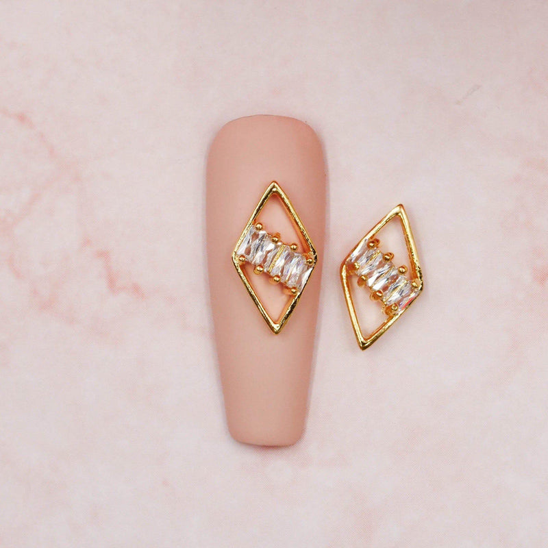 Red Iguana LLC 3 Diamond Diamond Charm #578 Charm