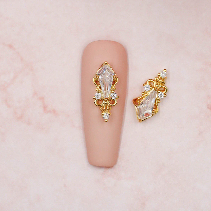 Red Iguana LLC Fleur-De-Lis Charm #644 Charm