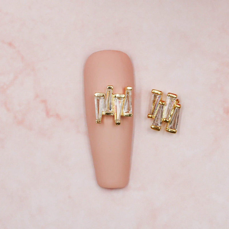 Red Iguana LLC 4 Posts Charm #340 Charm