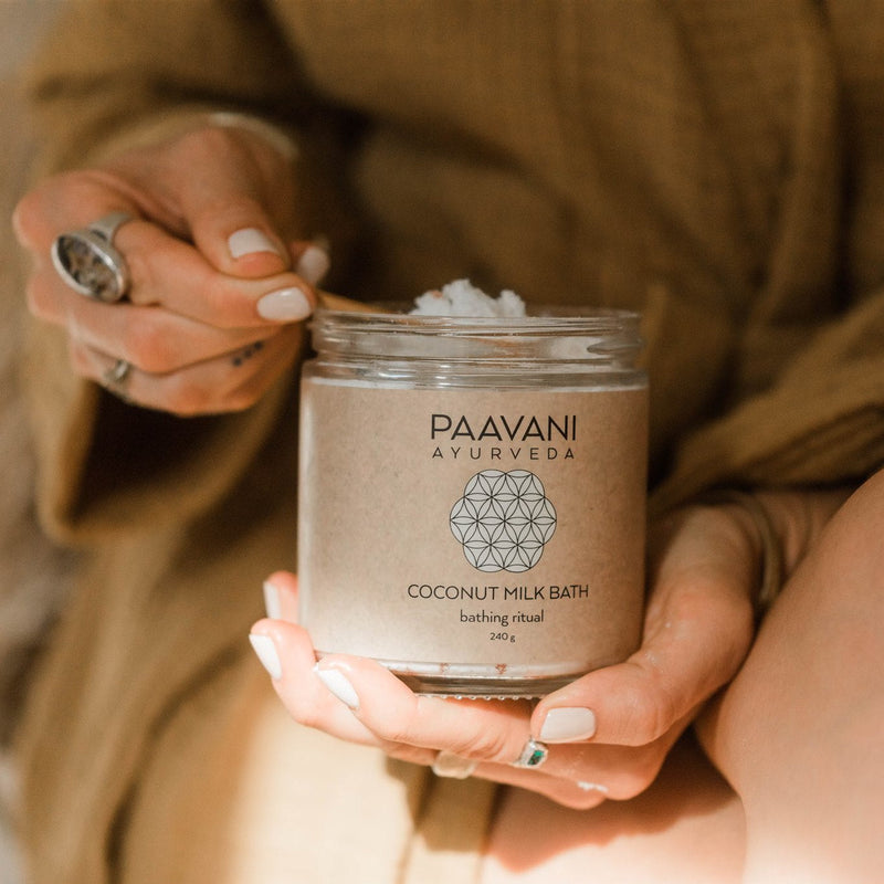 Paavani Ayurveda Coconut Milk Bath | Ayurvedic Herbal Soaking Ritual for Skin & Spirit simple