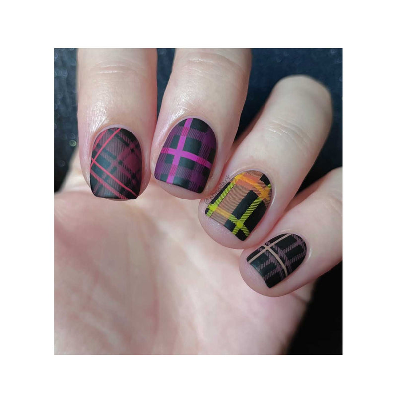 UberChic Beauty Pretty In Plaid-04 Stamping Plate