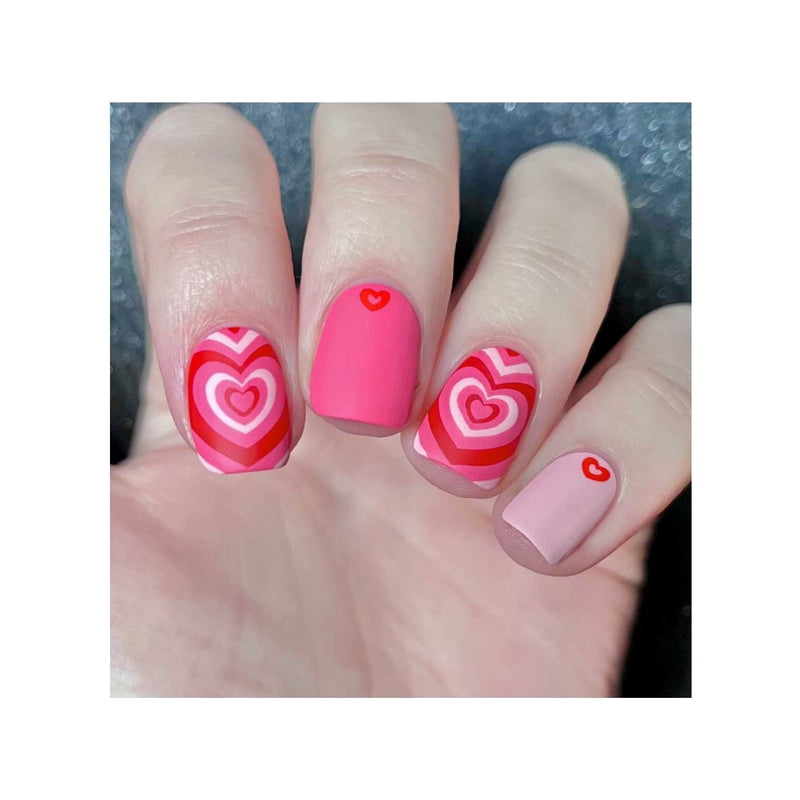 UberChic Beauty Queen of Hearts Stamping Plate