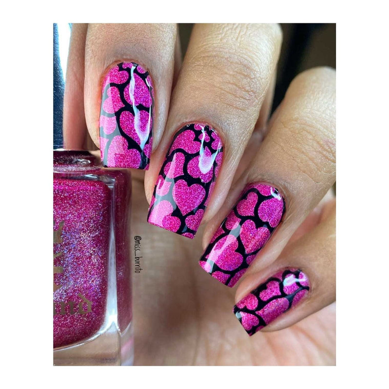 UberChic Beauty Queen of Hearts Stamping Plate