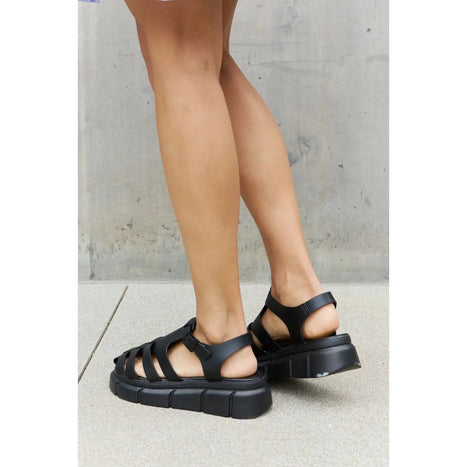 Qupid Platform Cage Stap Sandal in Black