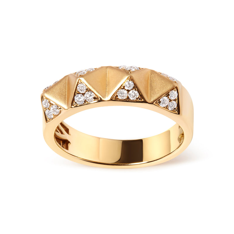 Bids.com 14K Yellow Gold 1/4 Cttw White Diamond Pyramid Band Ring (G-H Color, SI1-SI2 Clarity)- Size 7 Rings