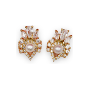 Red Iguana LLC Heart of the Pearl Charm #507 Charm