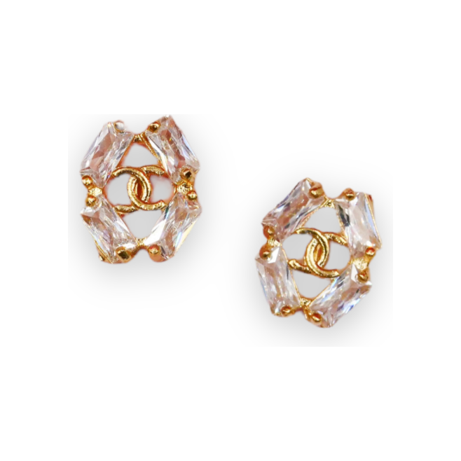 Red Iguana LLC Brass Knuckle Charm #807 Charm