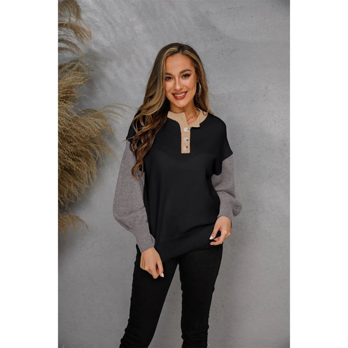 Round Neck Buttoned Knit Top