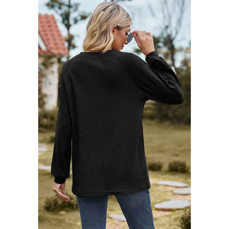 Round Neck Raglan Sleeve Sweatshirt