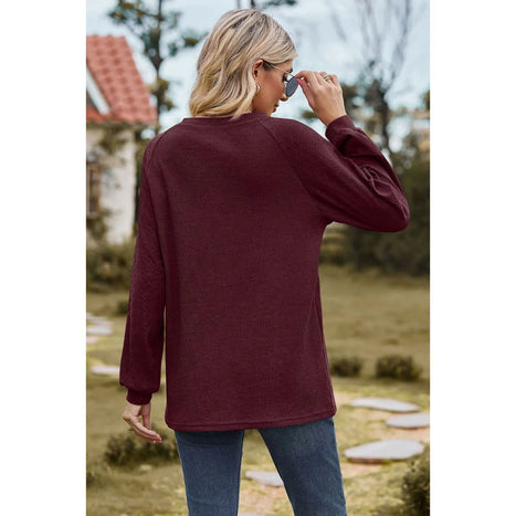 Round Neck Raglan Sleeve Sweatshirt