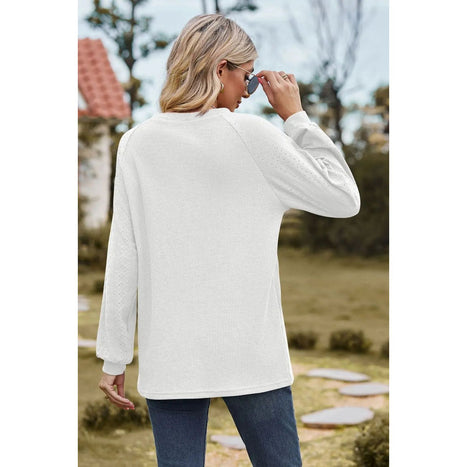 Round Neck Raglan Sleeve Sweatshirt