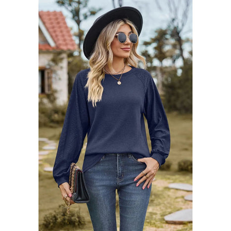 Round Neck Raglan Sleeve Sweatshirt