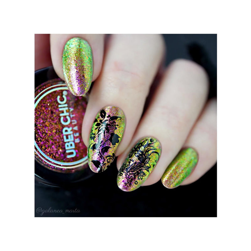 UberChic Beauty Chameleon Flakes: Spellbound Powder