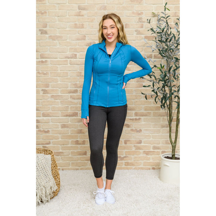 Staying Swift Activewear Jacket in Hawaiian Blu