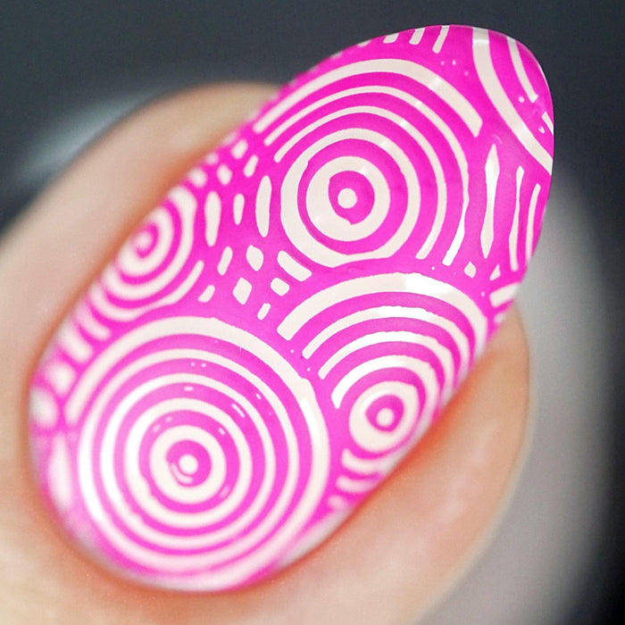 Twinkled T - Swirls Stamping Plate