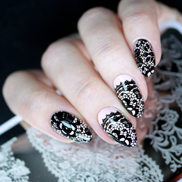 Twinkled T - Lace 01 Stamping Plate