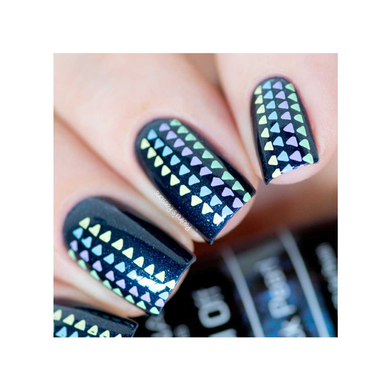 UberChic Beauty Texture-licious-04 Stamping Plate