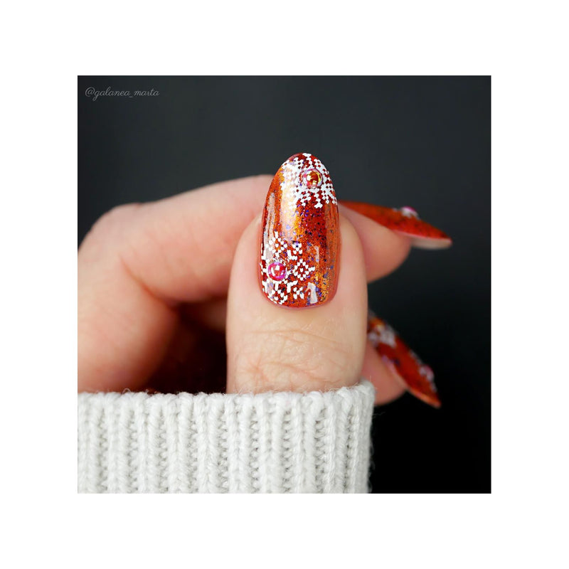 UberChic Beauty The Ultimate DIY Sweater Stamping Plate