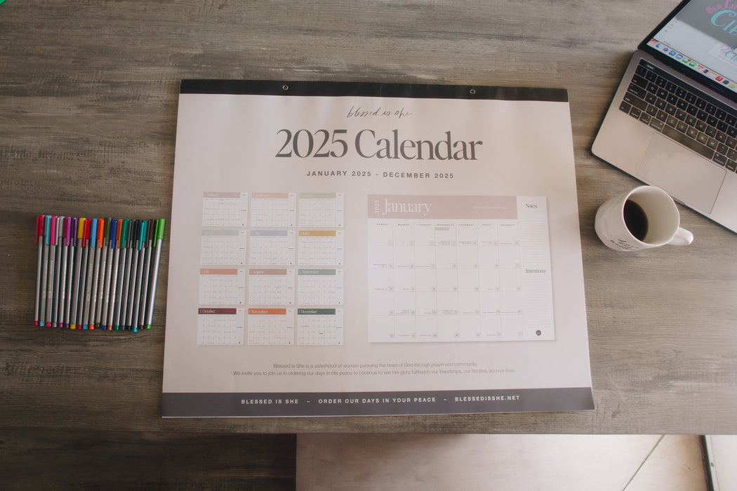 2025 Wall / Desk Calendar