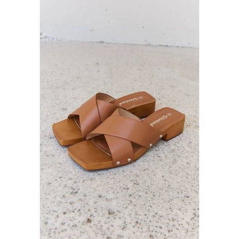 Weeboo Step Into Summer Criss Cross Wooden Clog Mule