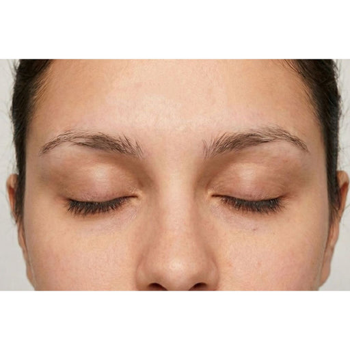 Nãzuk Beauty Eyebrow Regrowth Mask brow serum