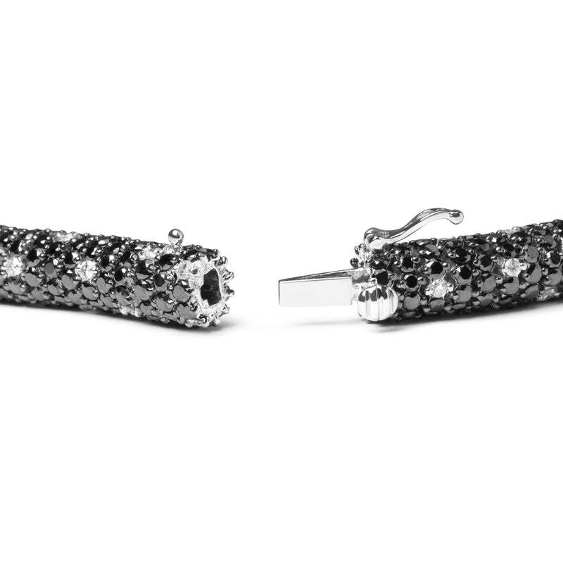 Bids.com 18K White Gold 20.0 Cttw Black and White Pave Set Diamond Eternity Snake Skin Style Tennis Bracelet (Black and G-H Color, SI1-SI2 Clarity) - Size 7" Bracelets