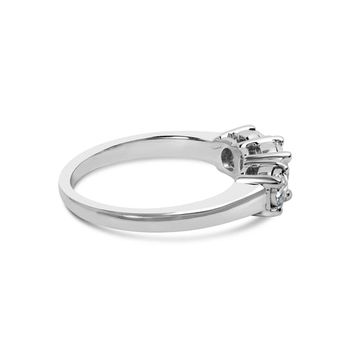 Bids.com 14K White Gold 1/2 Cttw Miracle Set Round Lab Grown Diamond Three Stone Illusion Plate Ring (F-G Color, VS1-VS2 Clarity) - Ring Size 7 Rings