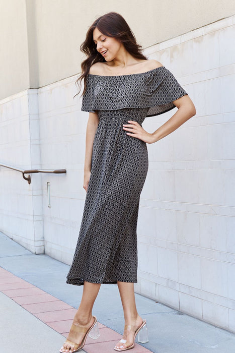 E Luna My Best Angle Geometric Pattern Off The Shoulder Midi Dress in Black