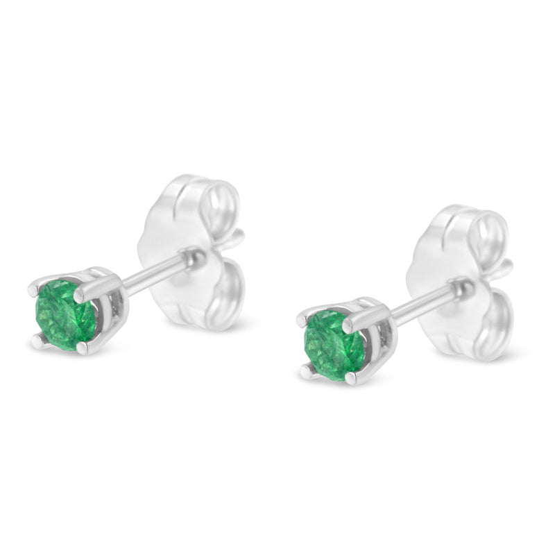 Bids.com .925 Sterling Silver 1/4 Cttw Round Brilliant-Cut Green Diamond Classic 4-Prong Stud Earrings (Fancy Color-Enhanced, I2-I3 Clarity) Earrings