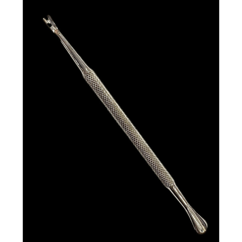 VIP Extensions BEAUT Nail cuticle spoon pusher & trimmer