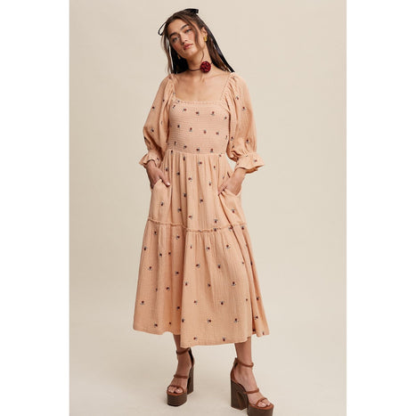 Ditzy Floral Embroidery Puff Sleeve Maxi Dress