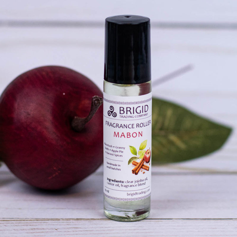Brigid Trading Company Mabon Fragrance Roller - McIntosh Apples, Granny Smiths, Harvest Spices, and Fresh Apple Pie perfume