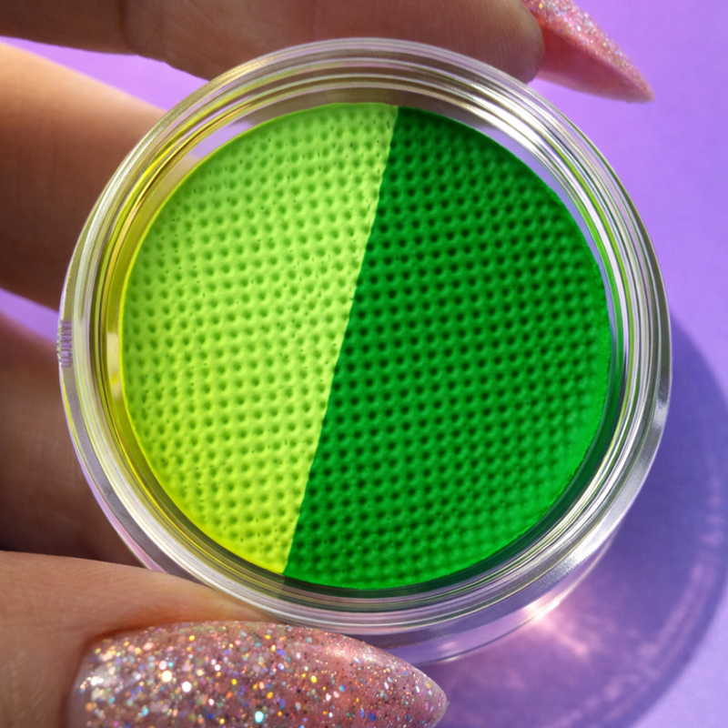 Medusa's Makeup Cake Wet Eyeliner - Green/Light Green