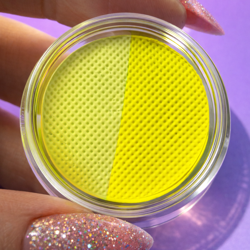 Medusa's Makeup Cake Wet Eyeliner - Yellow/Light Yellow