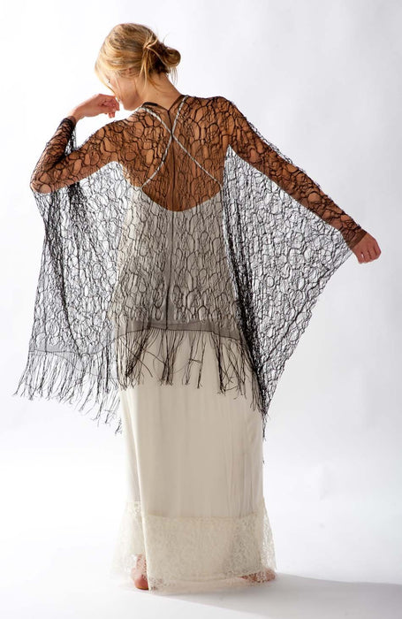 Charcot Shawl | Black | White | Ivory