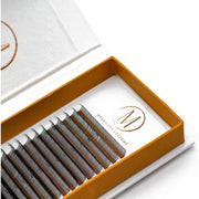 Mega Lash Academy 0.07 Closed Fans - Spikes for Wet Sets - 800 Fans Lash Trays