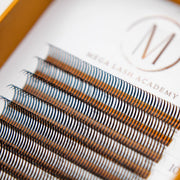 Mega Lash Academy 0.07 Closed Fans - Spikes for Wet Sets - 800 Fans Lash Trays