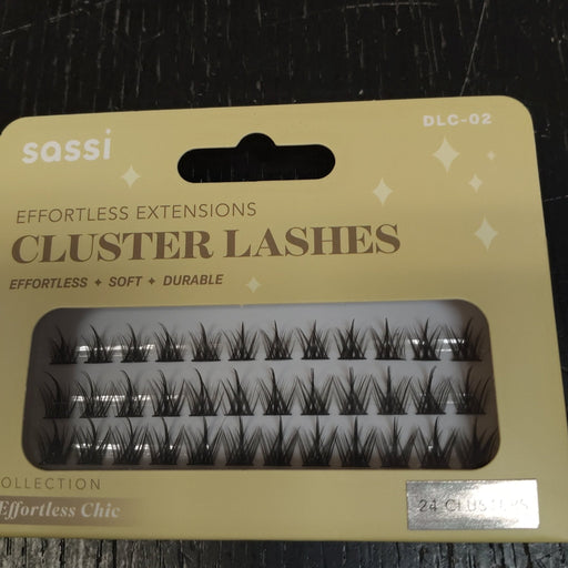 VIP Extensions cluster lashes 02 Eyelash